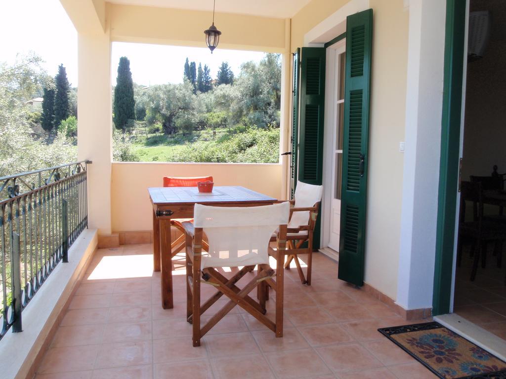 Afroksilia Apartment Katouna Екстериор снимка